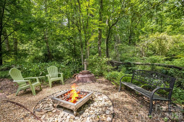 9 Firestone Court, Etowah, NC 28729