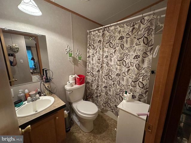 16841 LONGFELLOW CT, Hagerstown, MD 21740