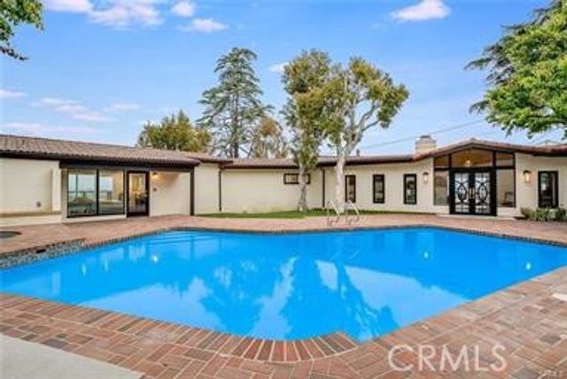 49 Headland Drive, Rancho Palos Verdes, CA 90275