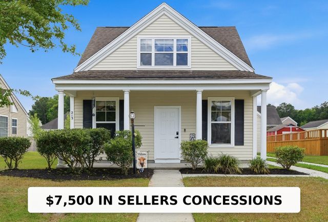 213 Killarney Trail, Moncks Corner, SC 29461
