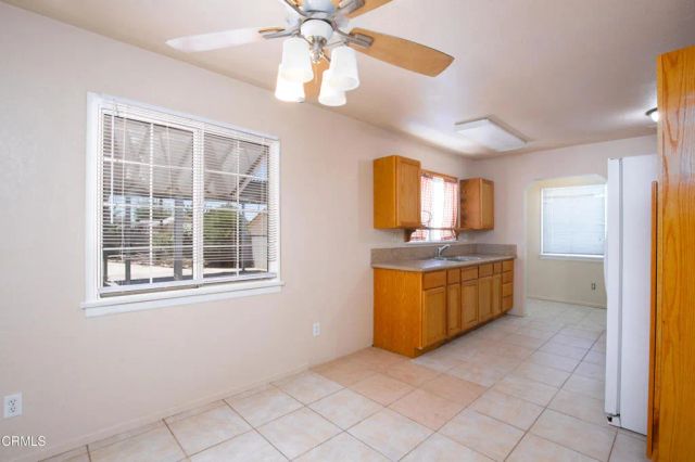 45027 Division Street, Lancaster, CA 93535