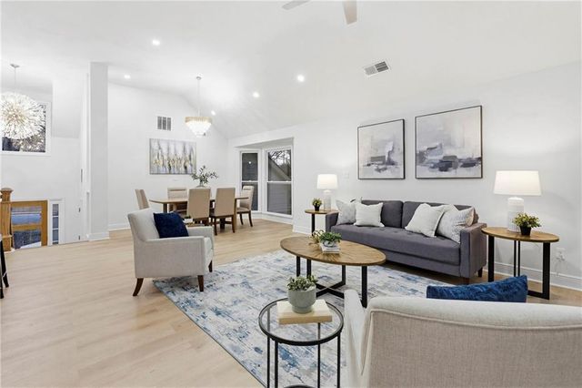 652 Trailwood Lane SW, Marietta, GA 30064