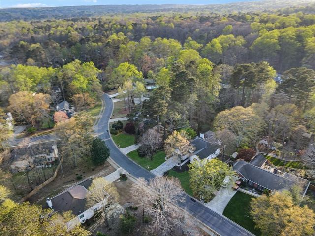 652 Trailwood Lane SW, Marietta, GA 30064