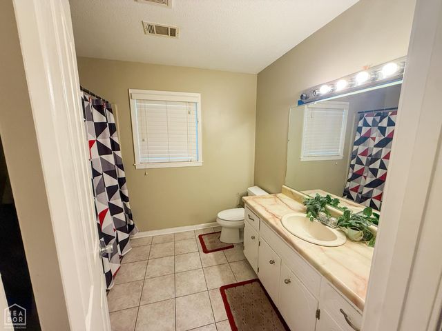 1617 W Washington, Jonesboro, AR 72401
