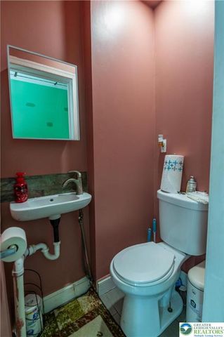 1013 Spruce Street, Easton, PA 18042