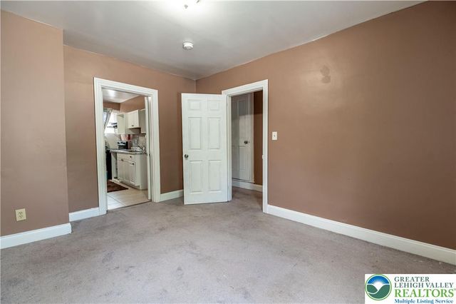 1013 Spruce Street, Easton, PA 18042
