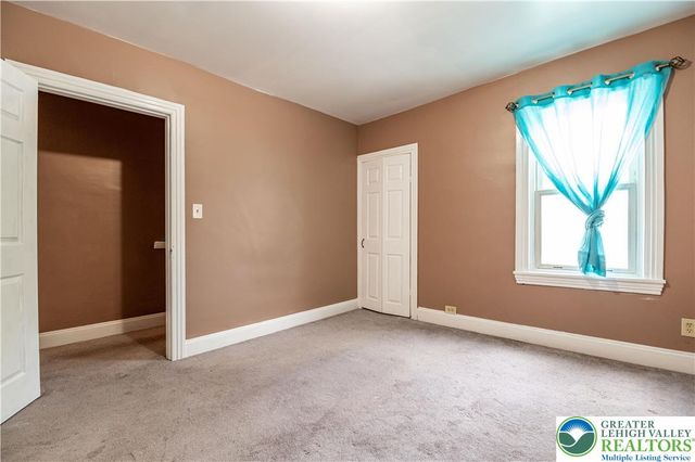 1013 Spruce Street, Easton, PA 18042