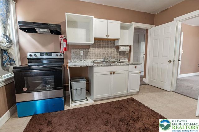 1013 Spruce Street, Easton, PA 18042
