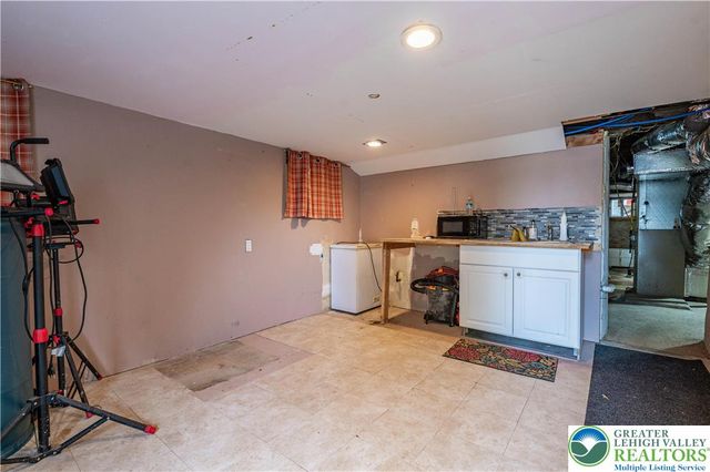 1013 Spruce Street, Easton, PA 18042
