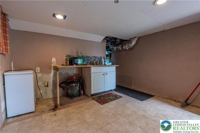 1013 Spruce Street, Easton, PA 18042