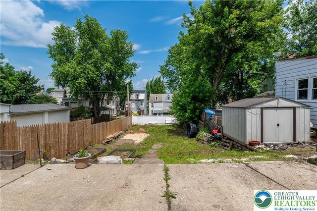 1013 Spruce Street, Easton, PA 18042