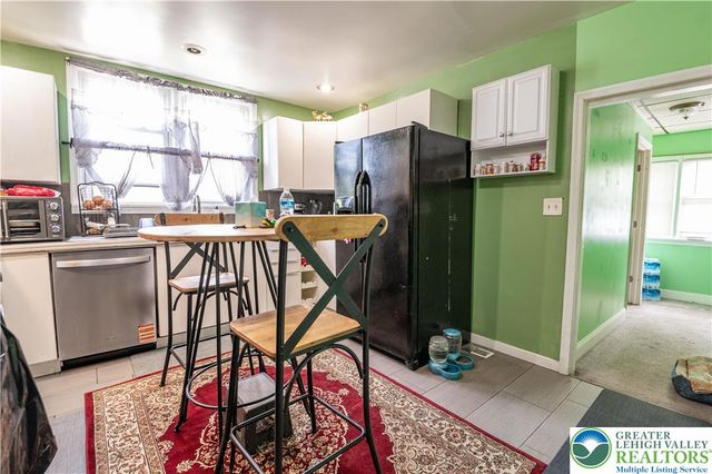 1013 Spruce Street, Easton, PA 18042