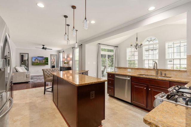 9417 RESERVOIR RD, Fredericksburg, VA 22407