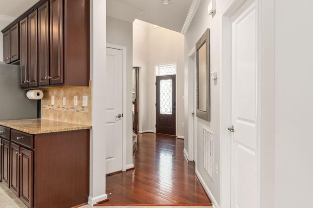 9417 RESERVOIR RD, Fredericksburg, VA 22407