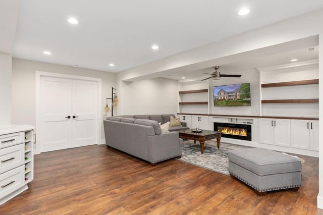 9417 RESERVOIR RD, Fredericksburg, VA 22407