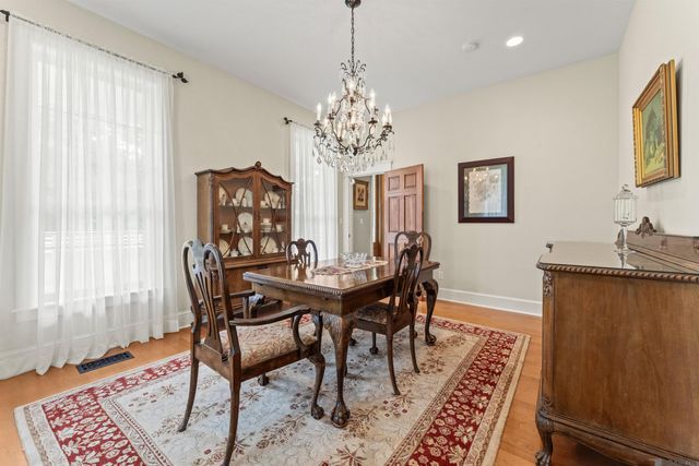 10426 Old Field Rd, St Francisville, LA 70775
