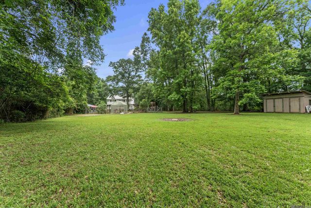 10426 Old Field Rd, St Francisville, LA 70775