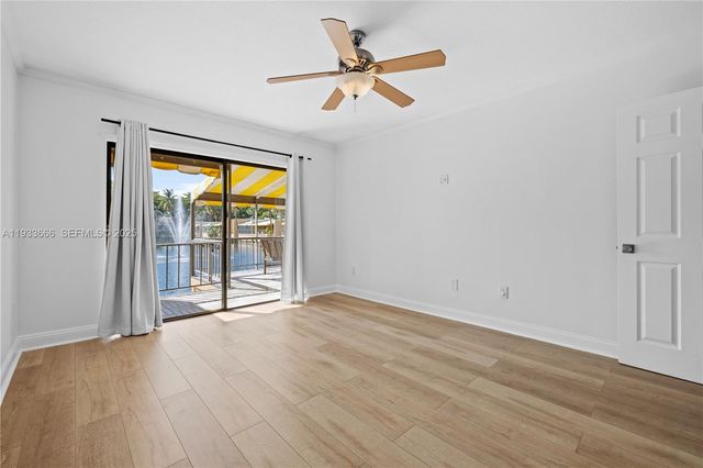 15518 Braemar Ct, Miami Lakes, FL 33014