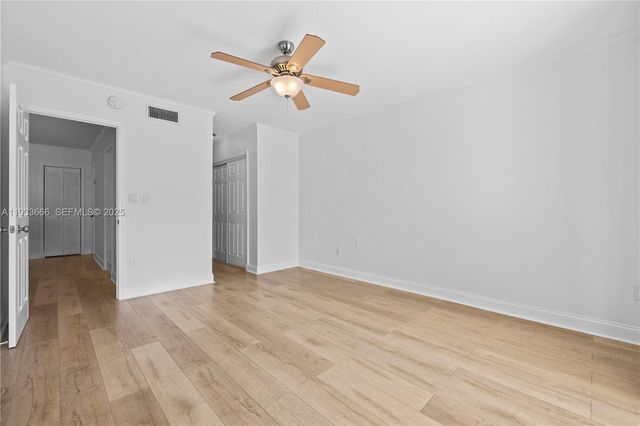 15518 Braemar Ct, Miami Lakes, FL 33014