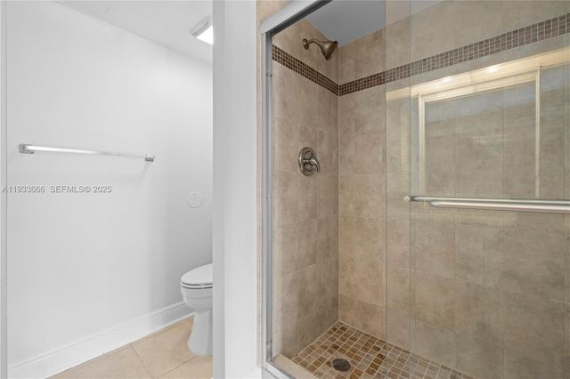 15518 Braemar Ct, Miami Lakes, FL 33014