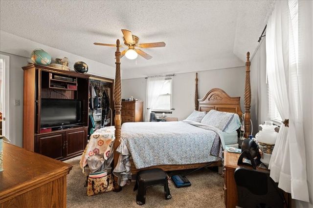 301 SE Alice Street, Blue Springs, MO 64014