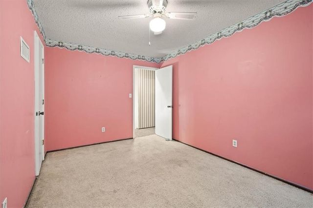 301 SE Alice Street, Blue Springs, MO 64014