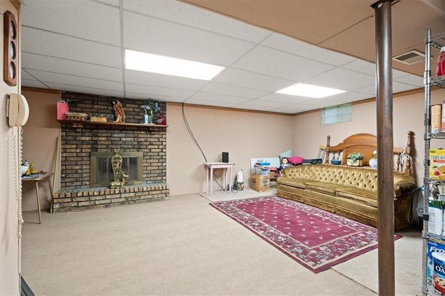 301 SE Alice Street, Blue Springs, MO 64014