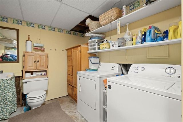 301 SE Alice Street, Blue Springs, MO 64014