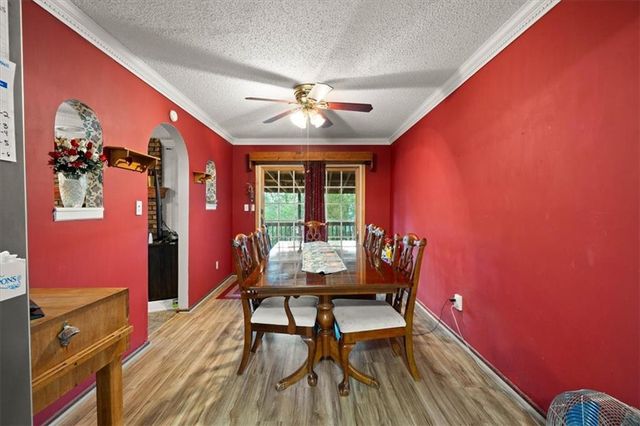 301 SE Alice Street, Blue Springs, MO 64014