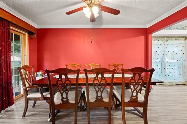 301 SE Alice Street, Blue Springs, MO 64014