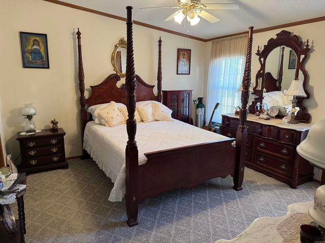 39 Lakeview Drive, Greers Ferry, AR 72067