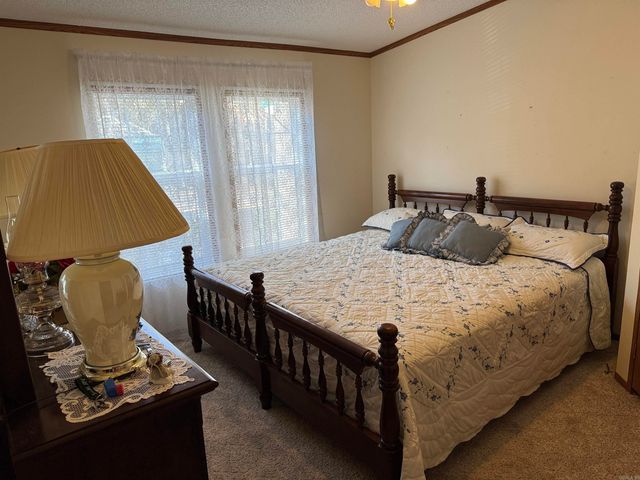 39 Lakeview Drive, Greers Ferry, AR 72067