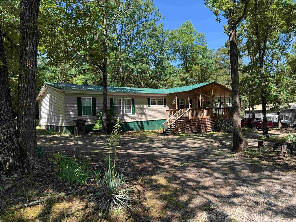 39 Lakeview Drive, Greers Ferry, AR 72067