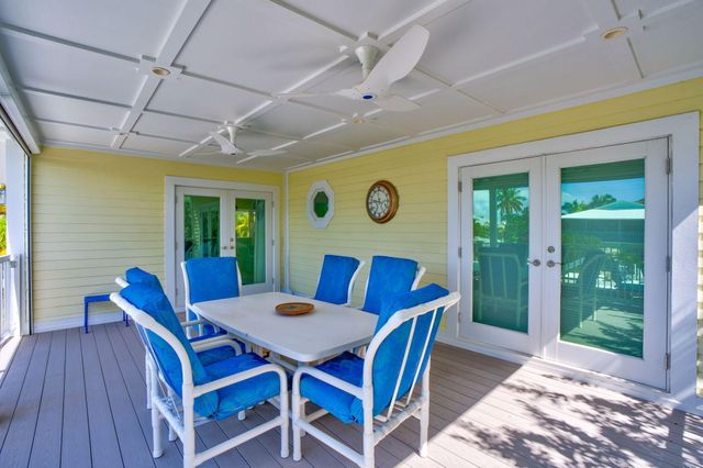 948 Gulf Drive, Summerland Key, FL 33042