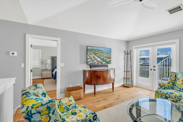 948 Gulf Drive, Summerland Key, FL 33042