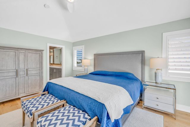 948 Gulf Drive, Summerland Key, FL 33042