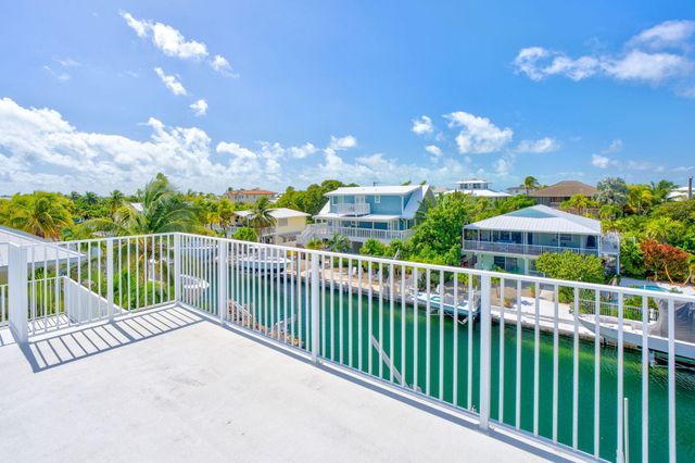 948 Gulf Drive, Summerland Key, FL 33042