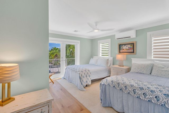 948 Gulf Drive, Summerland Key, FL 33042