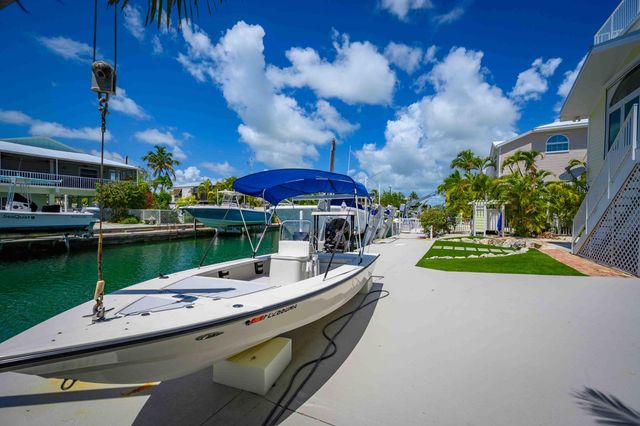 948 Gulf Drive, Summerland Key, FL 33042