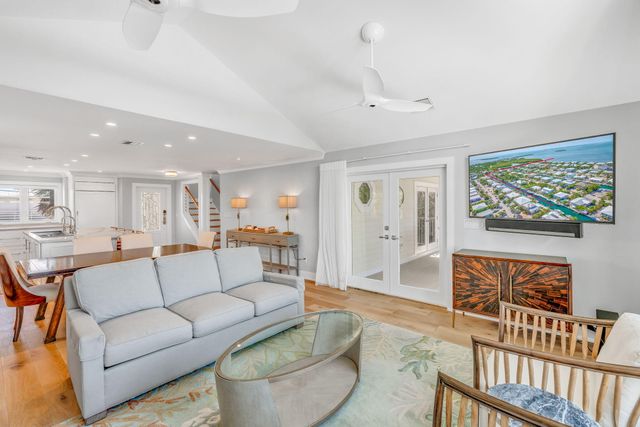 948 Gulf Drive, Summerland Key, FL 33042