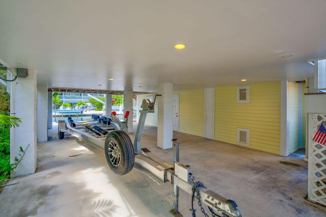 948 Gulf Drive, Summerland Key, FL 33042