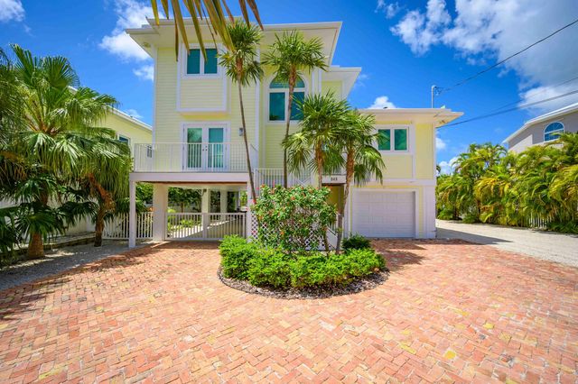 948 Gulf Drive, Summerland Key, FL 33042