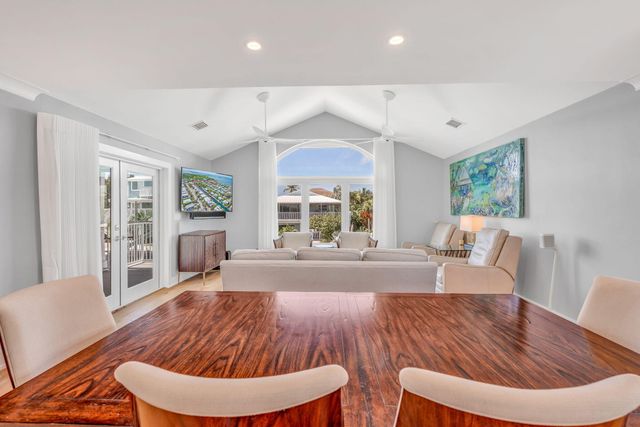 948 Gulf Drive, Summerland Key, FL 33042