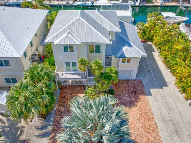 948 Gulf Drive, Summerland Key, FL 33042