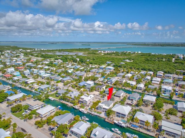948 Gulf Drive, Summerland Key, FL 33042