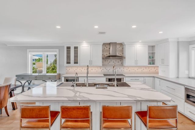 948 Gulf Drive, Summerland Key, FL 33042