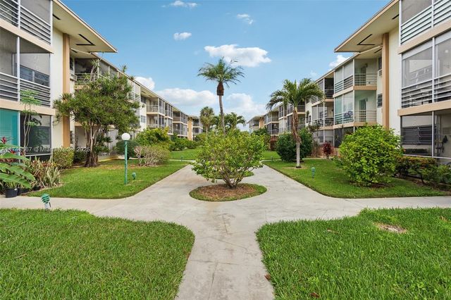 17090 NE 14th Ave 205, Miami, FL 33162