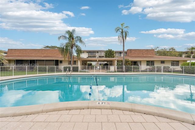 17090 NE 14th Ave 205, Miami, FL 33162