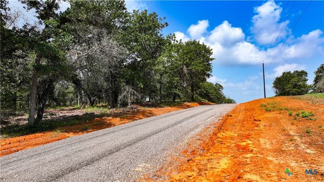 Tract 17 Sandstone Ln, Seguin, TX 78155
