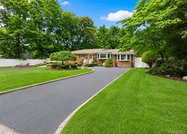 9 Holly Street, Centereach, NY 11720